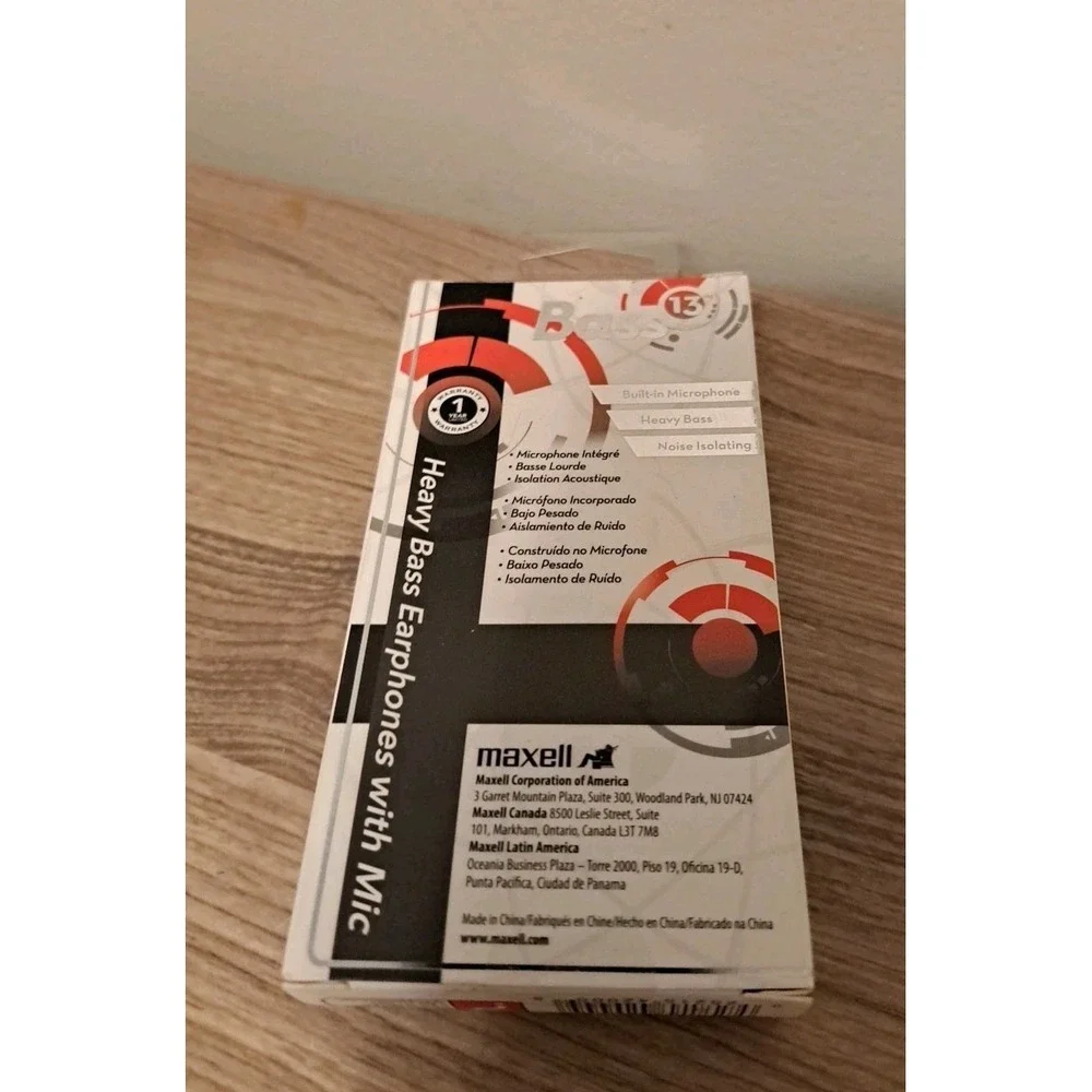 Maxell B-13 Bass Earbuds with Microphone Black 52